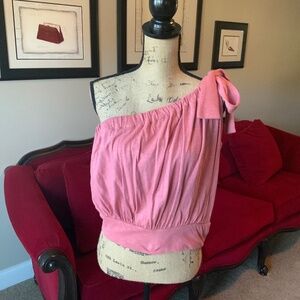 Super Cute Off the Shoulder Express Blouse!